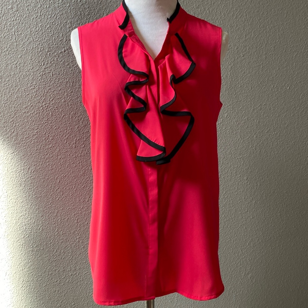 🌺CALVIN KLEIN SLEEVELESS PINK BLOUSE🌺